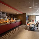 Ibis 호텔 3*