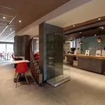 Ibis Hotel 3*