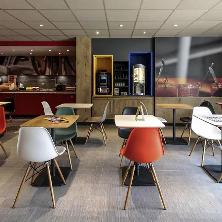 Ibis Hotel 3*