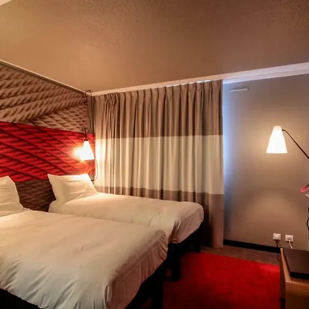 Ibis ホテル カオール