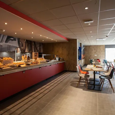 Ibis Hotel 3*