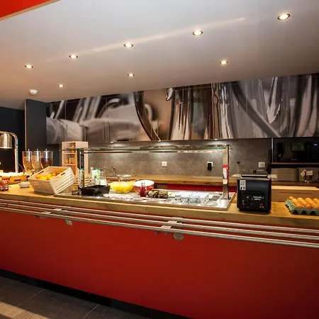 Hotel Ibis 3*