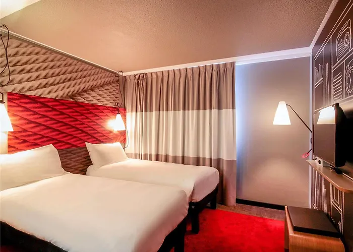 Ibis Отель Каор